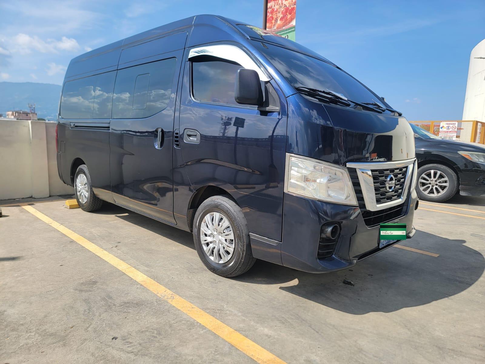 Nissan Urvan Techo Alto