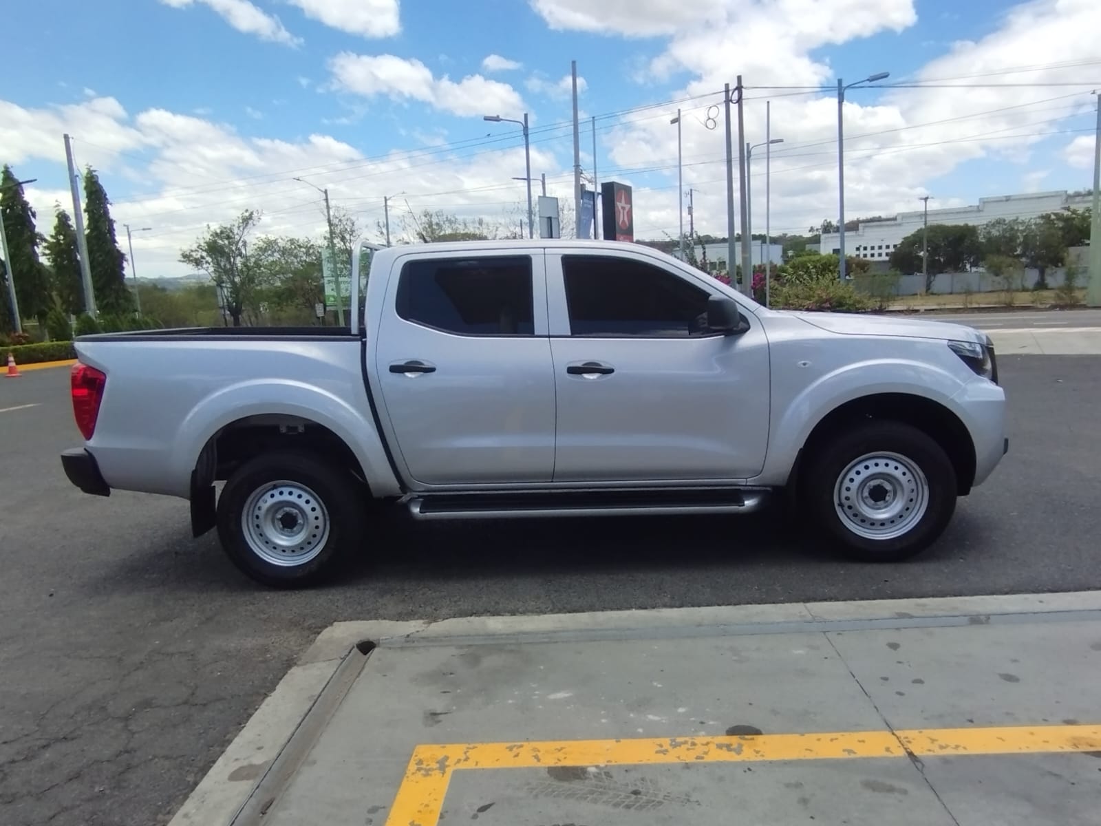 Nissan Frontier 2025 o Similar